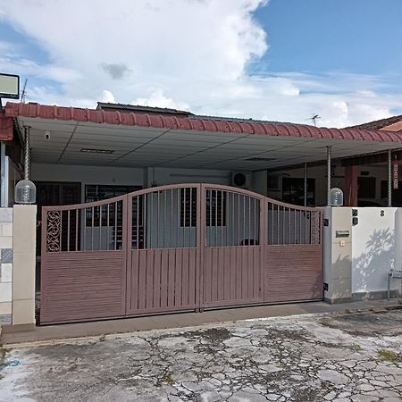 Hua Tang Homestay Іпох Екстер'єр фото